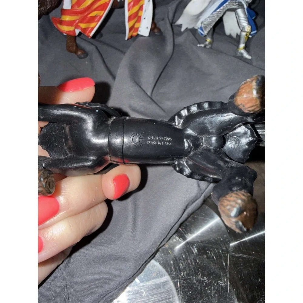 Papo dAnjo materials collection includes